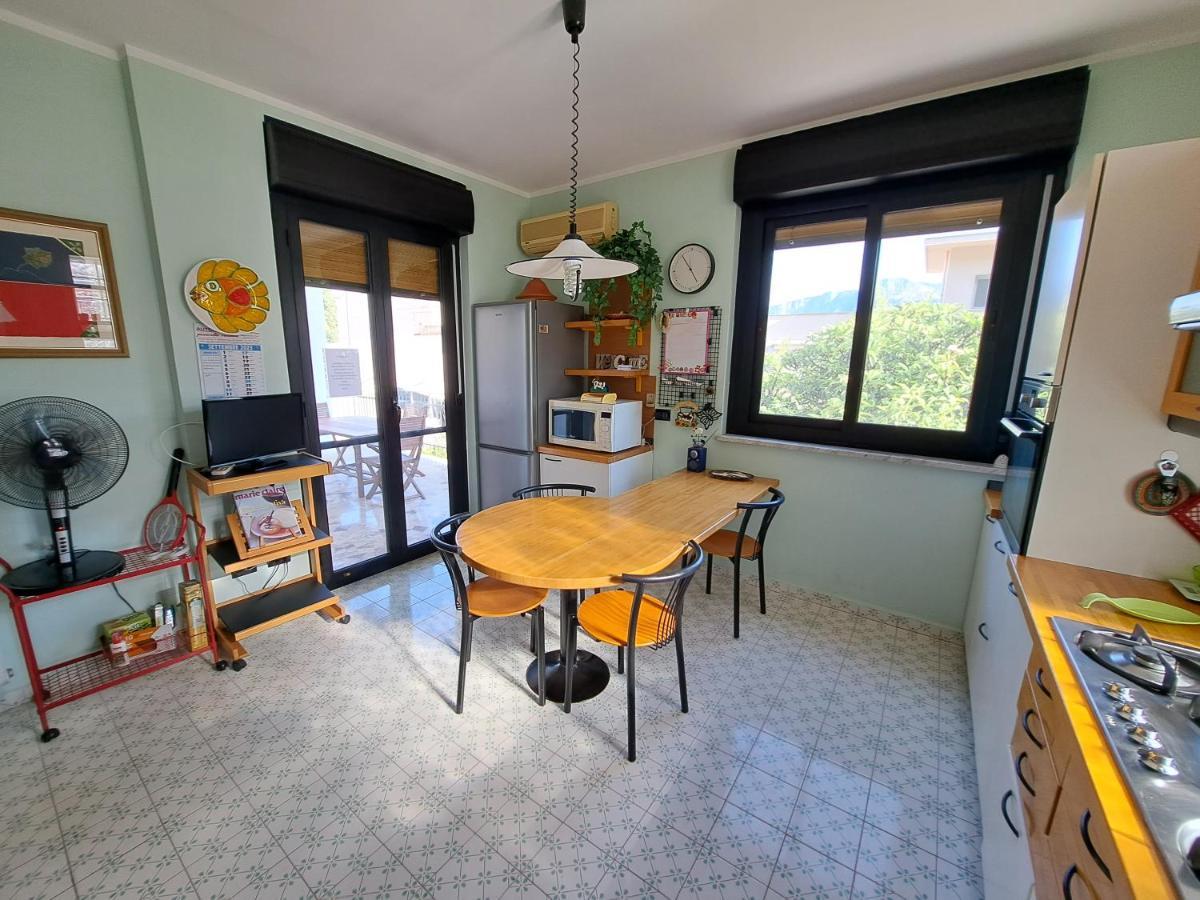 Villino Olga Villa มอนเดลโล ภายนอก รูปภาพ