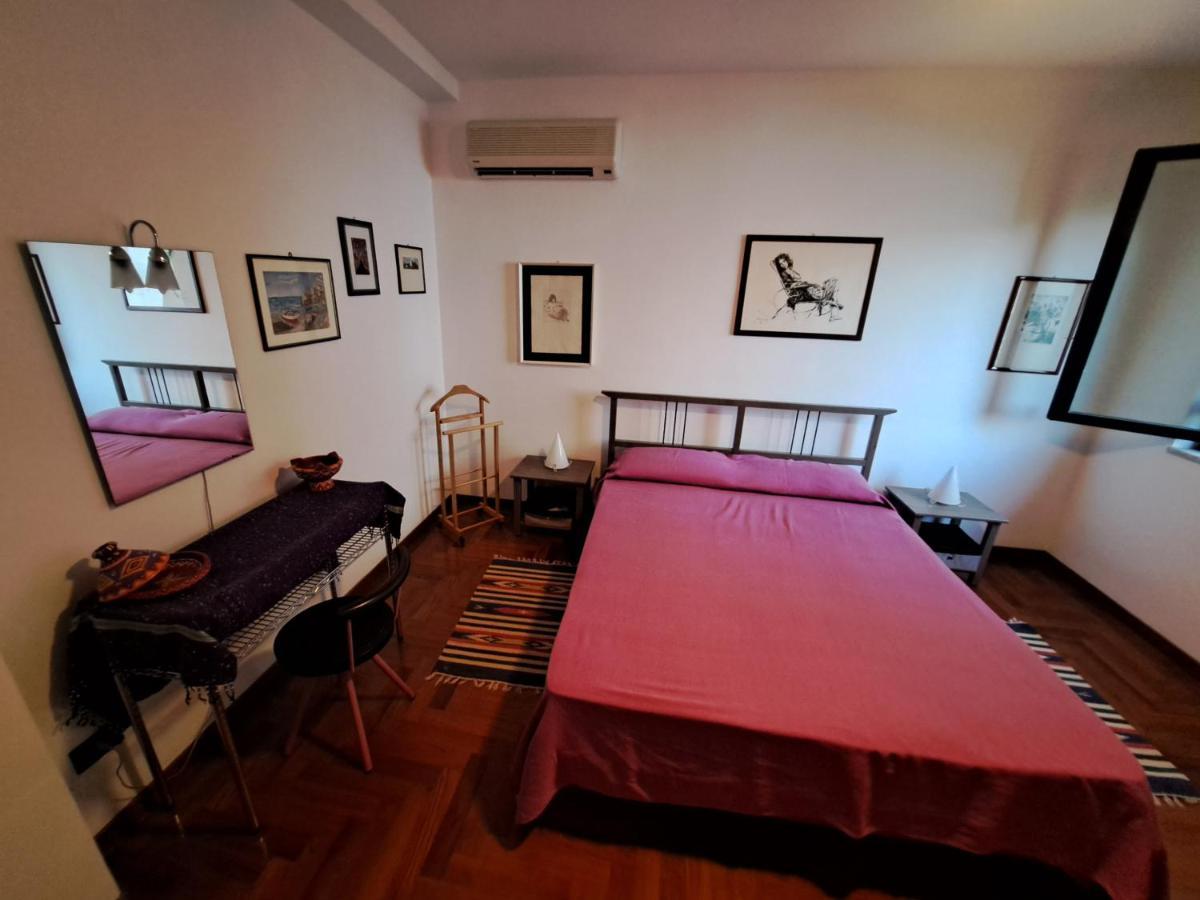 Villino Olga Villa มอนเดลโล ภายนอก รูปภาพ