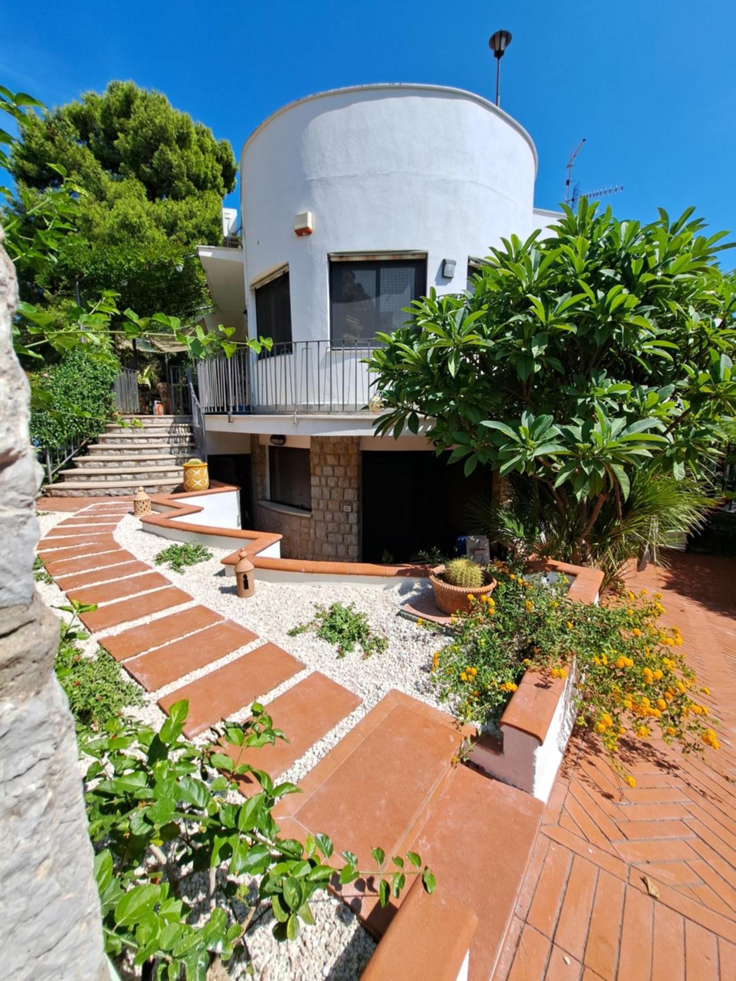 Villino Olga Villa มอนเดลโล ภายนอก รูปภาพ
